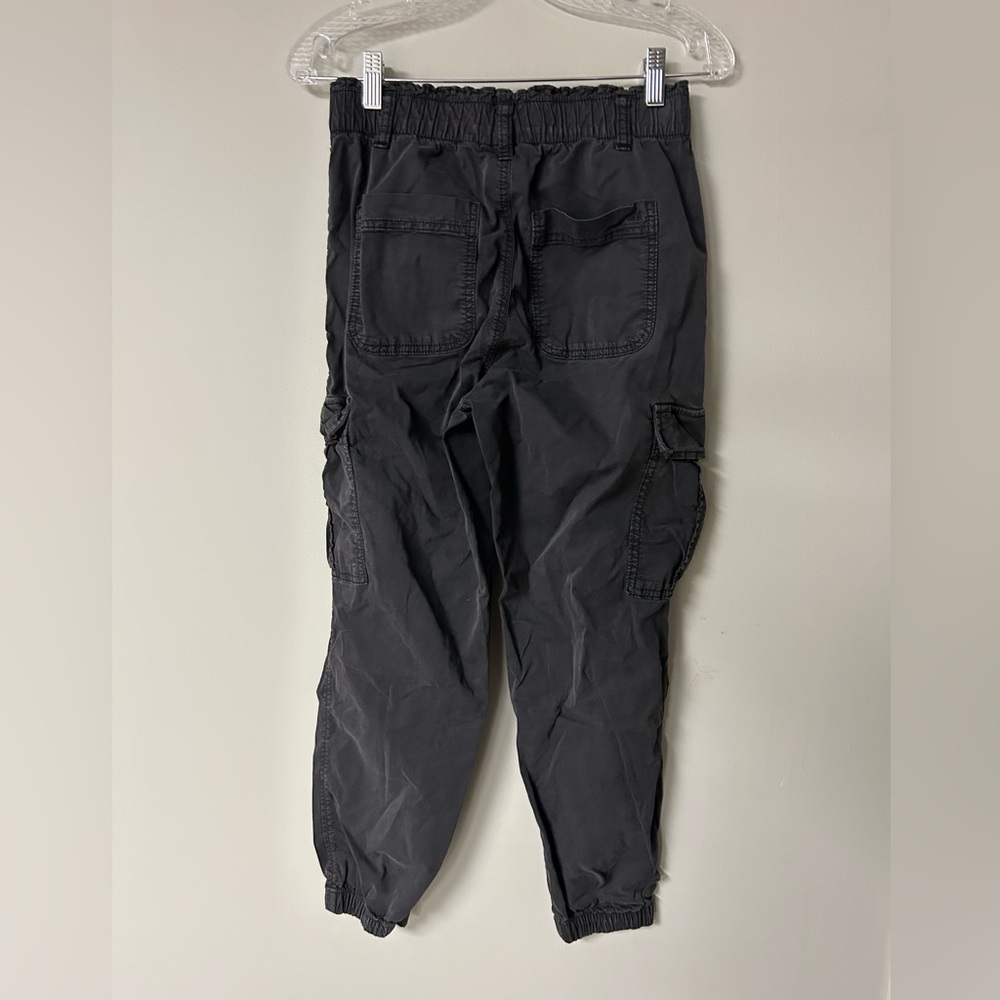 American Eagle Black Cargo Pants - Picture 3 of 4